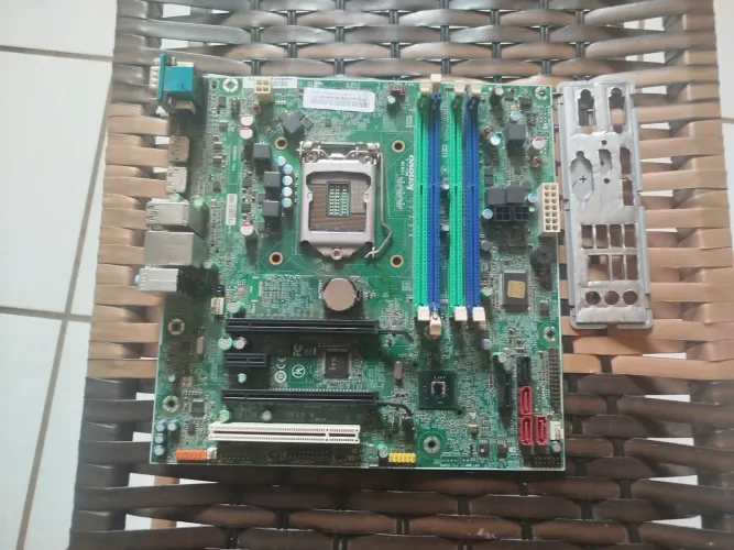 Placa mãe m93p is8xt