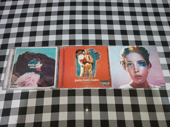 Kit CDs Halsey