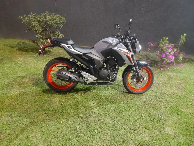 Vendo FZ25