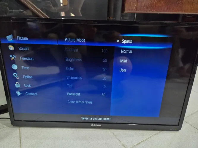 TV LED Semp Toshiba 32"