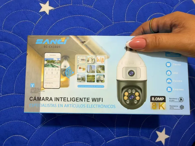 Vendo câmeras de vigilância 