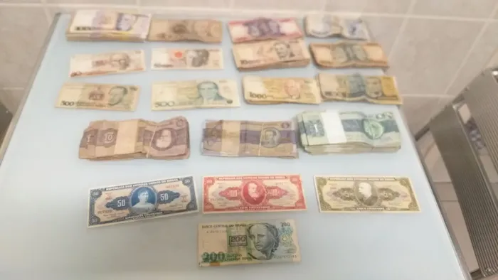 Lote de Cédulas Antigas.
