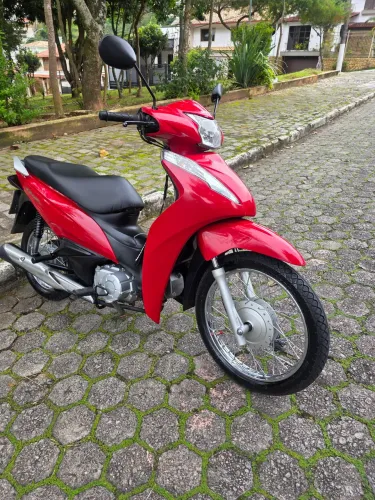 SERRÊ E LÉO MOTOS BIZ 110 I 18 COM PARTIDA.