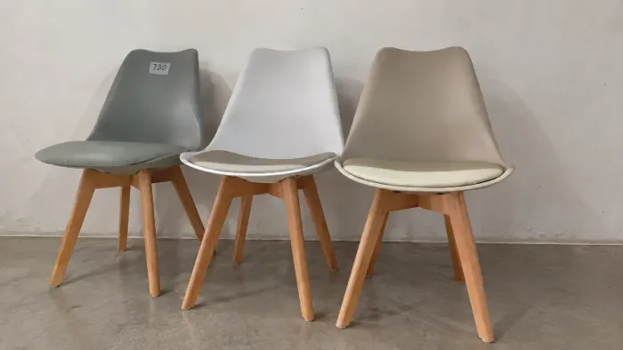 Cadeira joly / Wood Estofada Pés Em Madeira (Várias Cores)