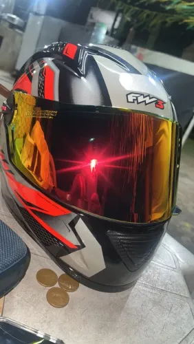 Capacete fw3 (NUNCA USADO)