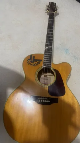 Vendo VIOLÃO TAKAMINE  - *