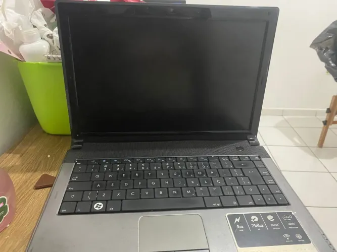 Notebook Para retirada de peças
