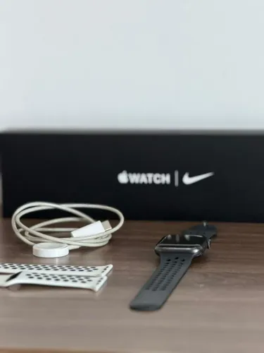 Apple watch Nike