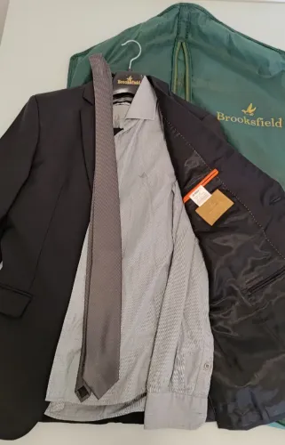 Terno Brooksfield PRETO (Tam. 48) Lã Fria + Camisa + Gravata