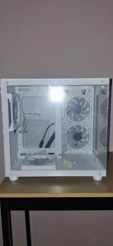 Gabinete Gamer Branco Aquário em Vidro Com 4 Fans RGB GB1797
