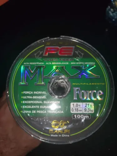 Linha multifilamento, iscas
