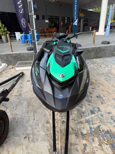 Vendo jet ski seadoo