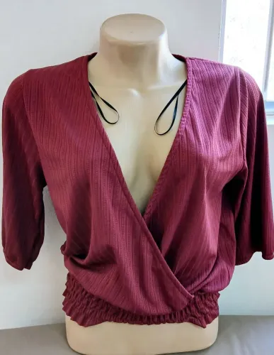 Blusa vinho