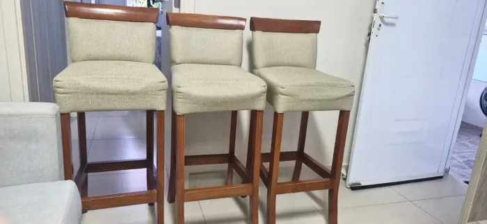 Banquetas de Madeira