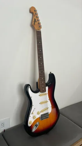 Guitarra Stratocaster Memphis Tagima