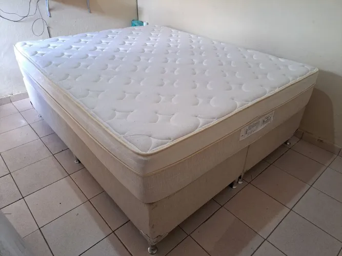 Cama box Queen size Colchão Herval molas ensacandas bambú dividimos TB cartão 