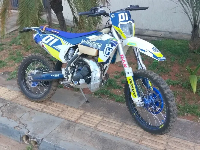 Moto de trilha MXF 250 ts 2020. Só pegar e andar!