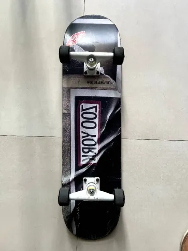 Skate Street - Zoo York 8.125