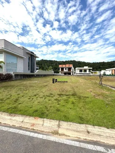 Terreno Plano de 525m² com Projeto Aprovado no Granville Atibaia