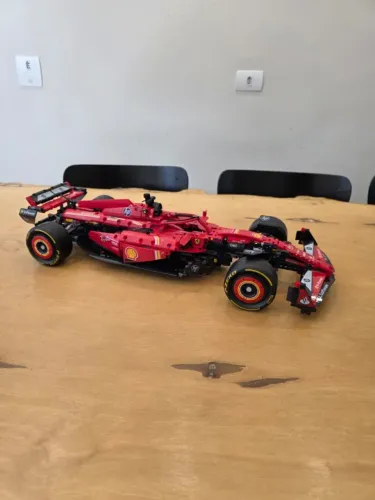 Ferrari F1 SF-24 Tipo Lego - Blocos de Montar 1.361 Peças