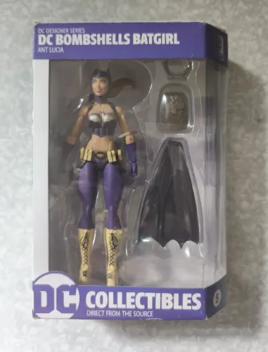 DC Designer Series: DC Bombshells Batgirl
