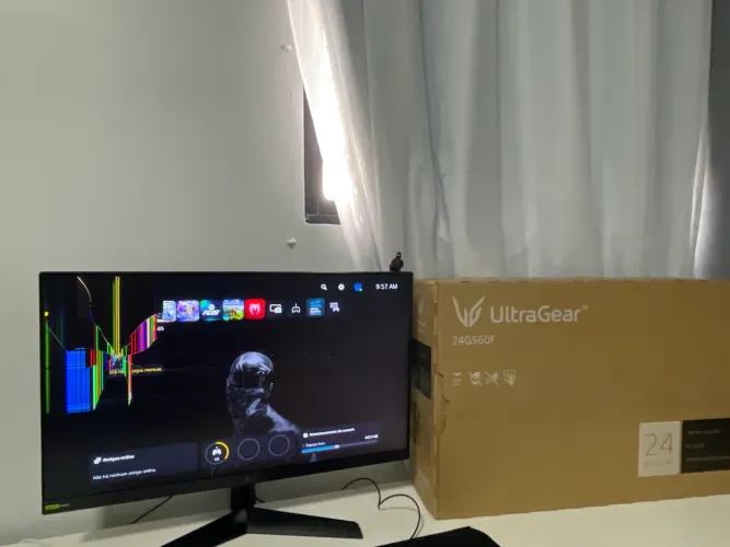 Monitor LG ultragear 180hz 24?, tela quebrada