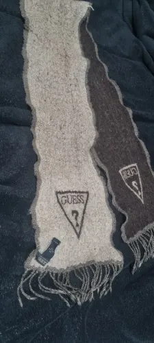 Cachecol Guess original