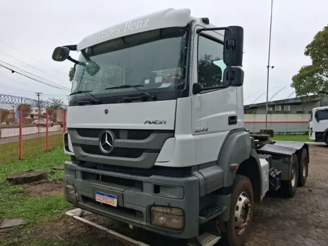 MBB 3344 CAVALO MECANICO 6X4 CABINE SIMPLES 2023