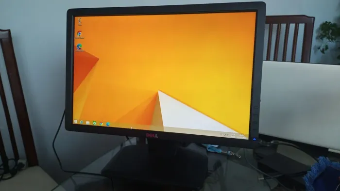 Kit Completo da Dell (mini PC+ monitor 19"+ brinde mouse e teclado) monte seu escritório!