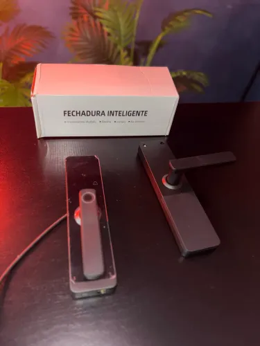 Fechadura eletrônica