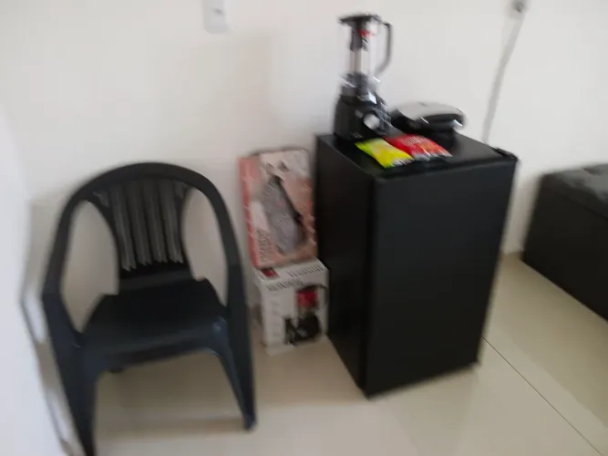 Quarto mobiliado, no bairro Brasil, tudo incluso