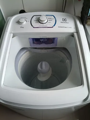 Máquina de Lavar Electrolux Essential Care 11kg - R$ 1.000,00