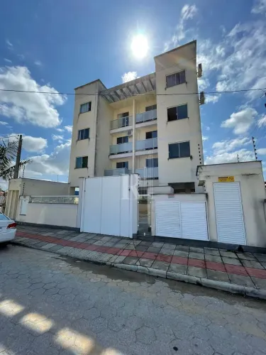 Apartamento semi mobiliado para locação com 02 dormitórios, sacada e vaga de garagem, próx