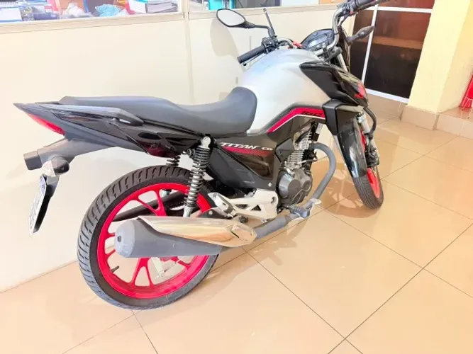 HONDA CG 160 TITAN 2023 - APENAS 2.450 KM - ESTADO DE ZERO KM