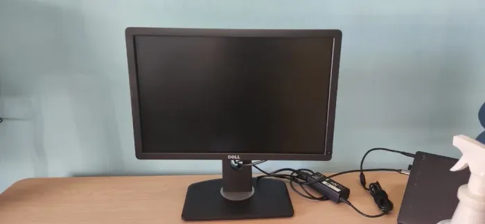 Monitor Dell 19 Polegadas P1913t - DisplayPort e Base Ajustável