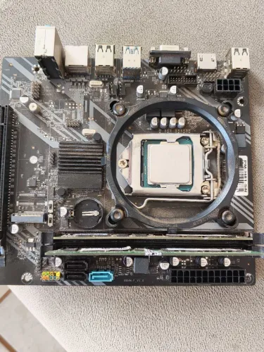 Placa mãe, processador e memória ram