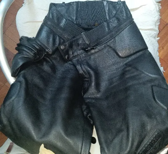 CALÇA DE COURO FIRST GEAR PARA MOTOCICLISTAS 