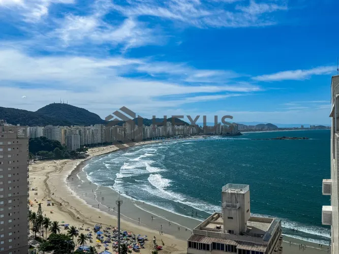 Cobertura Penthouse com vista mar e lazer à venda na quadra da praia das Astúrias, Guarujá