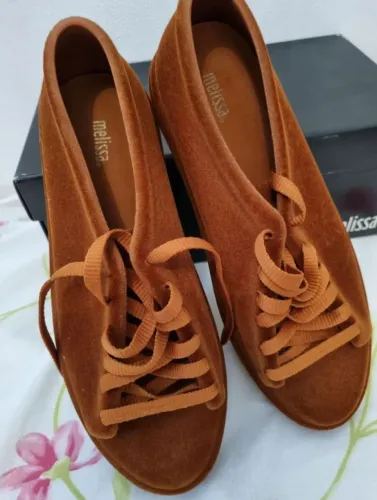 MELISSA BE FLOCADA