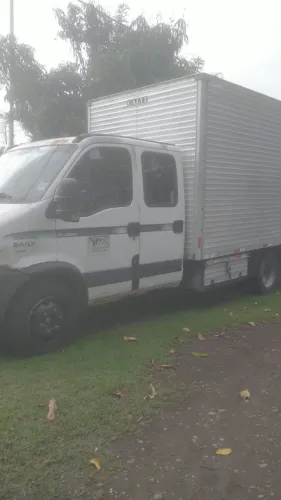 LOCAÇÃO CAMINHÃO BAÚ CABINE DUPLA