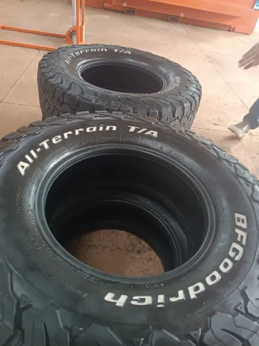 4 pneus BFGoodrich All-Terrain T/A - 265/75 R16
