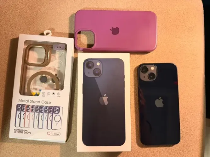 IPHONE 13 -1 ANO DE USO