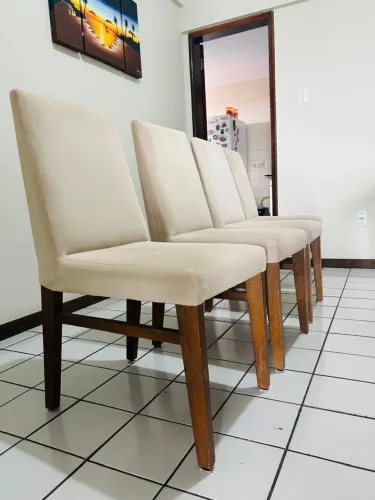 Cadeira de jantar 