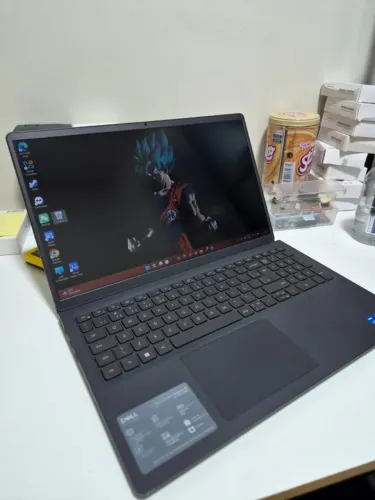 Notebook Dell Inspiron 15 3000 Core i5 (24GB RAM, 512GB) c/ Nota Fiscal e Windows 11