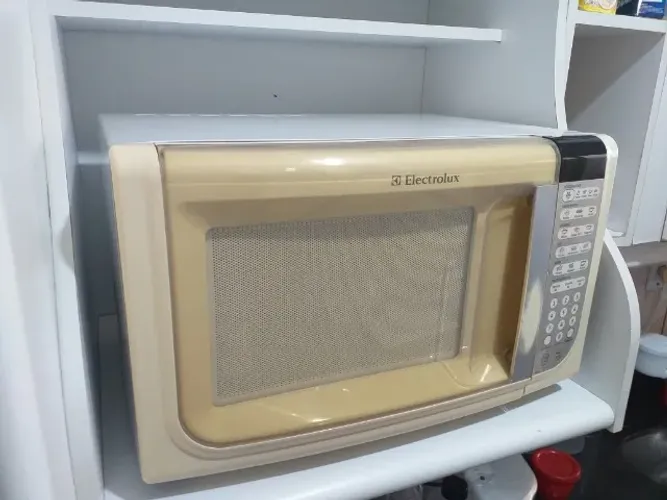 Microondas Electrolux 31L - MEF41 