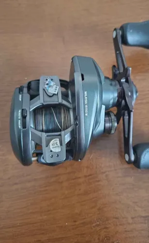Carretilha Shimano Curado M 151 XG