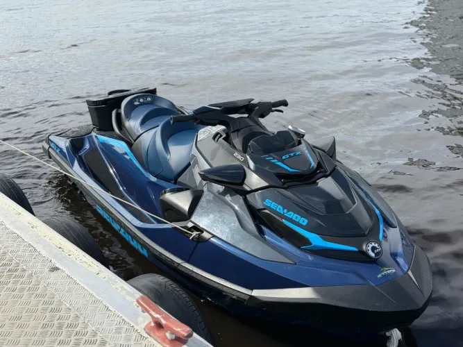Jet Ski Seadoo 230 GTX 2024 com Carretinha (Estado de Zero)