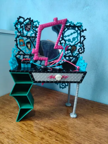 FRANKIE PENTEADEIRA MONSTER HIGH