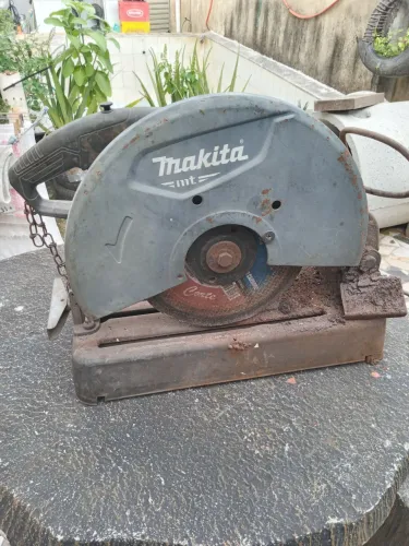 Policorte makita