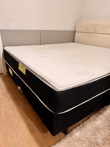 Barbada cama e colchão King 2x2 perfeitos